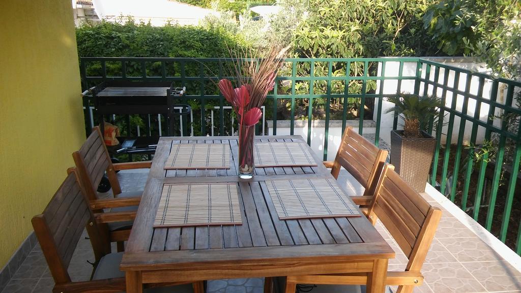 Apartments Vukovic Stari Grad  Εξωτερικό φωτογραφία